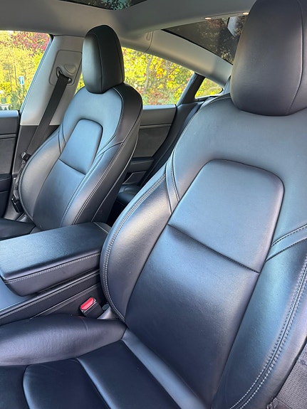 Tesla Model 3 6 of 8