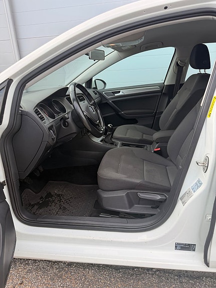 Volkswagen Golf I 11 of 20