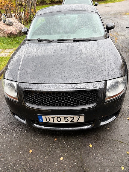 Audi TT 3 of 9
