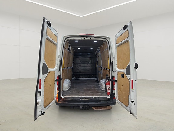 Volkswagen Crafter 13 of 30