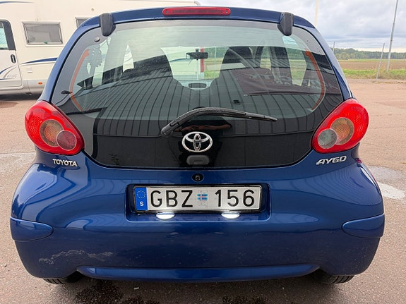 Toyota Aygo 8 of 21