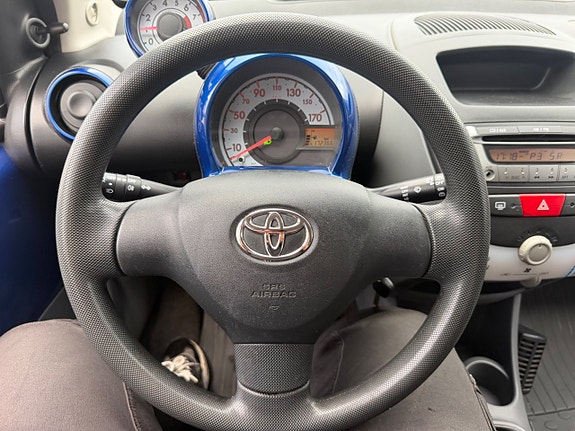 Toyota Aygo 16 of 21