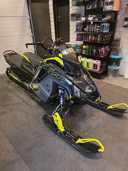 Polaris 850 boost 155" 7S Display