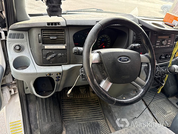 Ford Transit 9 of 9