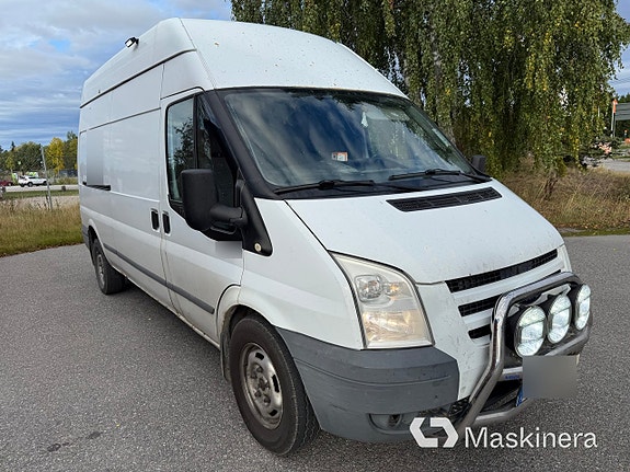 Ford Transit 2 of 9