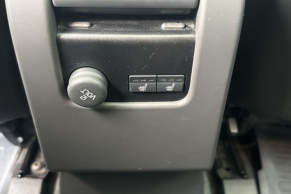Volvo XC60 27 of 30