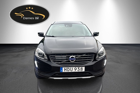 Volvo XC60 5 of 30