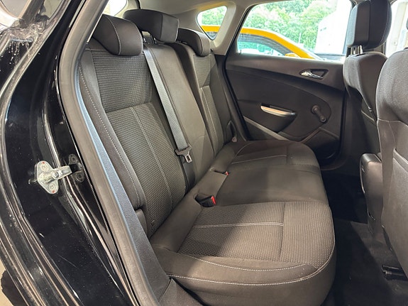 Opel Astra 10 of 20