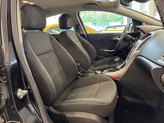 Opel Astra 9 of 20