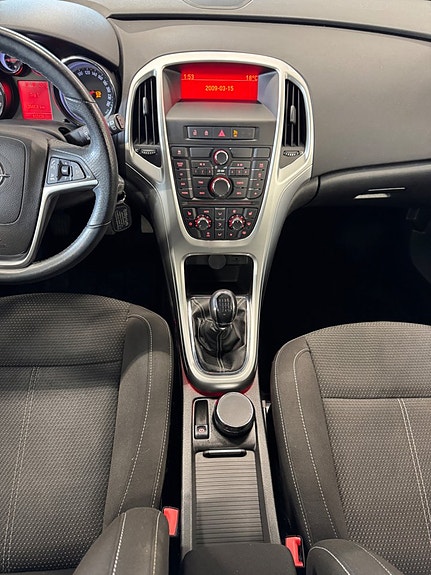 Opel Astra 15 of 20