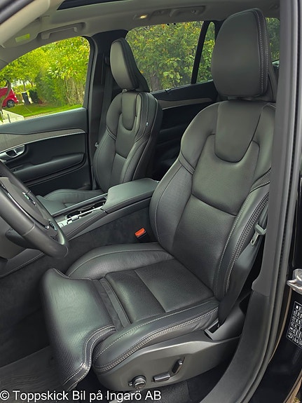 Volvo XC90 6 of 19