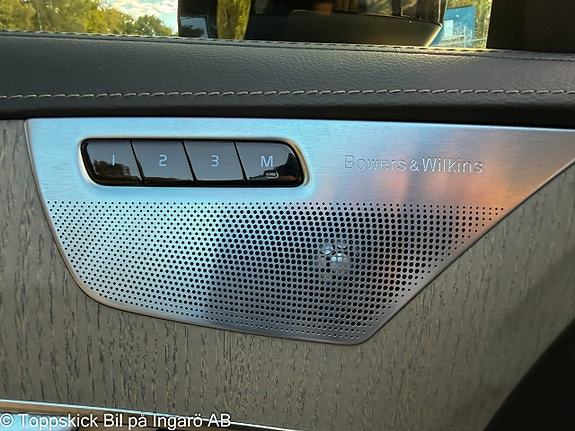 Volvo XC90 13 of 19