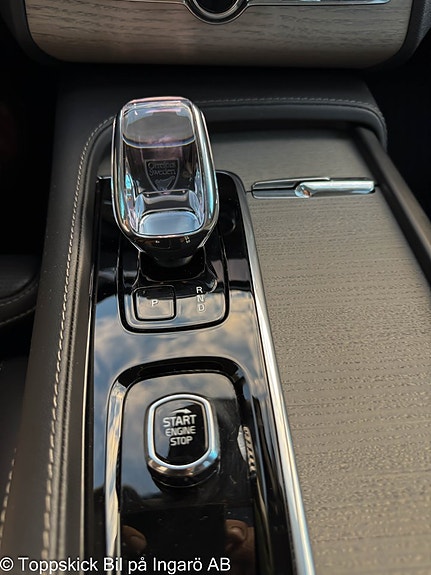 Volvo XC90 19 of 19