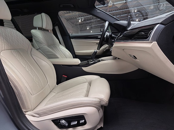 BMW 530d 19 of 25