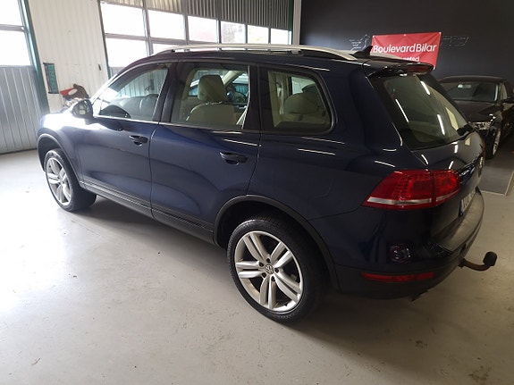 Volkswagen Touareg 16 of 16