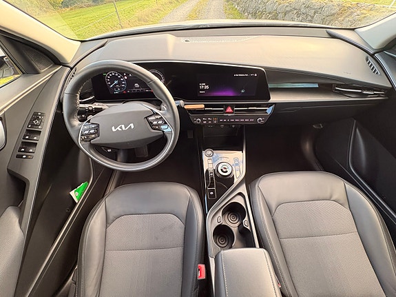 Kia Niro 8 of 18