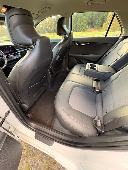 Kia Niro 9 of 18