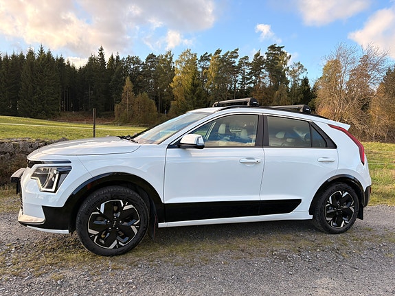 Kia Niro 2 of 18