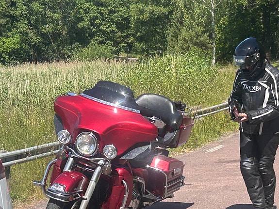 Harley-Davidson Electra Glide Ultra Classic 2 of 5