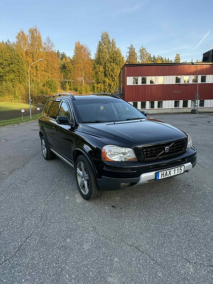 Volvo XC90 4 of 11