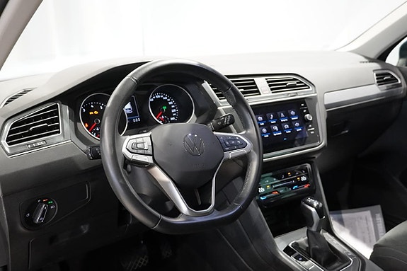 Volkswagen Tiguan 8 of 22