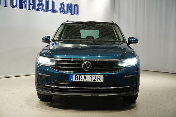 Volkswagen Tiguan 2 of 22