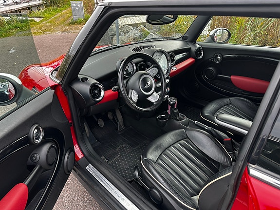 MINI Cooper 6 of 10