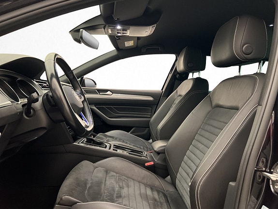 Volkswagen Passat 11 of 30