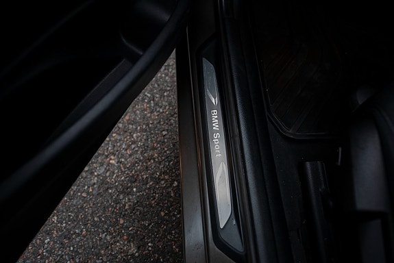 BMW 320d 12 of 18