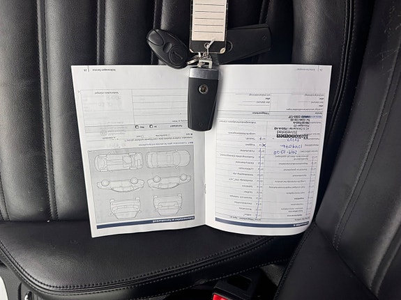 Volkswagen Passat Alltrack 11 of 12
