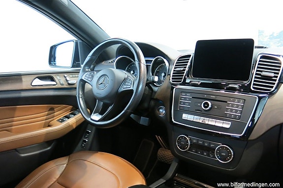 Mercedes-Benz GLE250 d 8 of 21