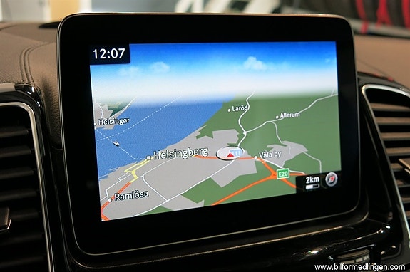 Mercedes-Benz GLE250 d 12 of 21