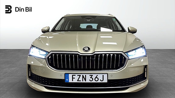 Skoda Superb 4 of 12