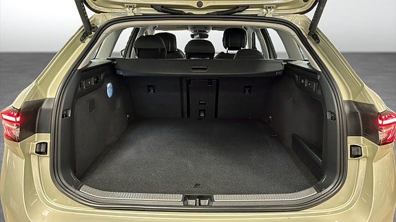 Skoda Superb 12 of 12