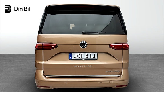 Volkswagen Multivan 5 of 12
