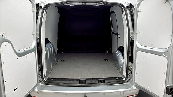Volkswagen Caddy 12 of 12