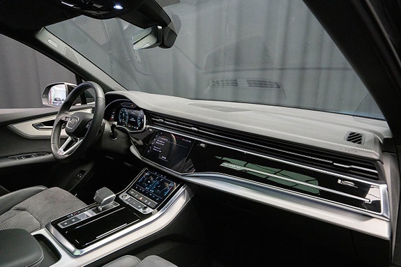 Audi Q7 16 of 24