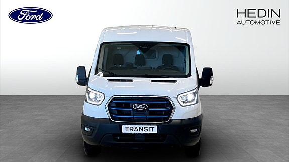 Ford Transit 8 of 9