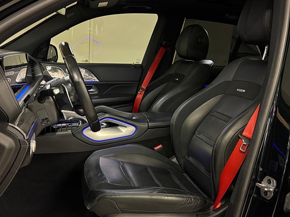 Mercedes-Benz GLE53 17 of 30