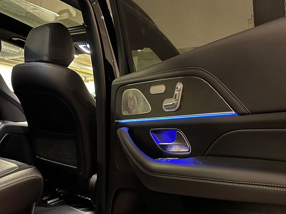 Mercedes-Benz GLE53 30 of 30