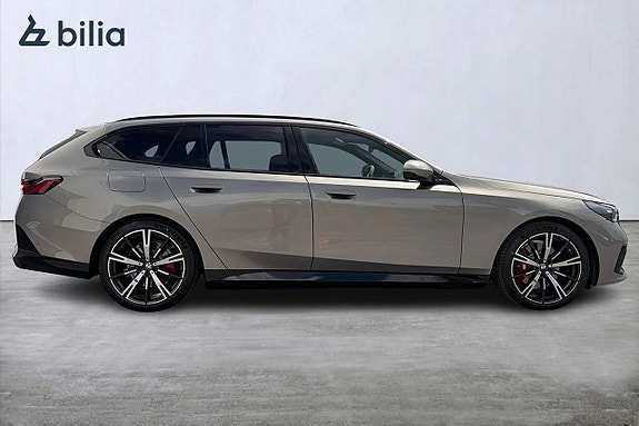 BMW 530e 18 of 21