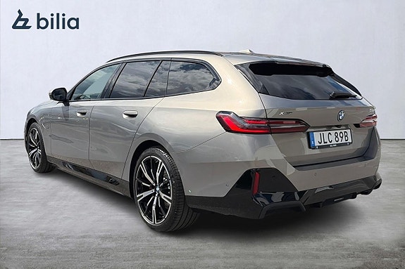 BMW 530e 2 of 21