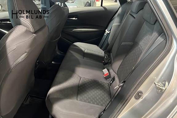 Toyota Corolla 7 of 11