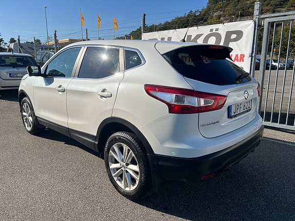 Nissan Qashqai 4 of 8