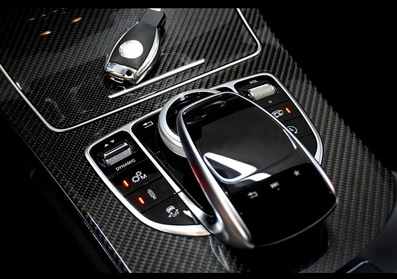 Mercedes-Benz AMG GT 43 12 of 15