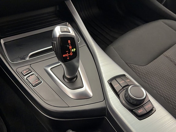BMW 118i 23 of 30