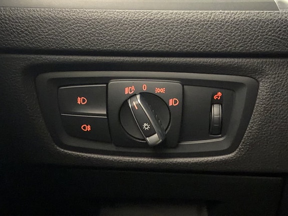 BMW 118i 14 of 30