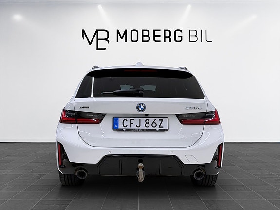 BMW 330e 7 of 19