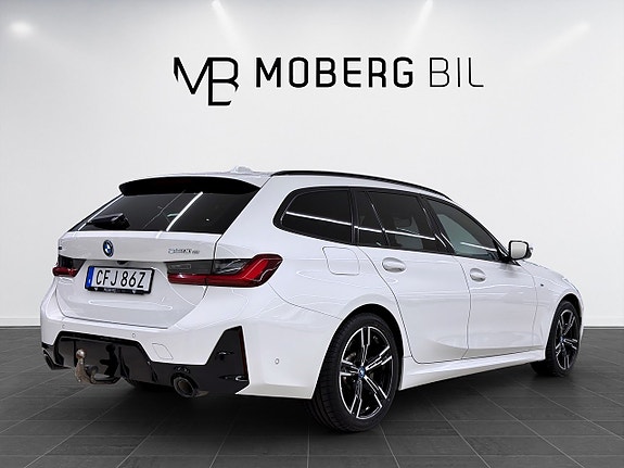 BMW 330e 6 of 19