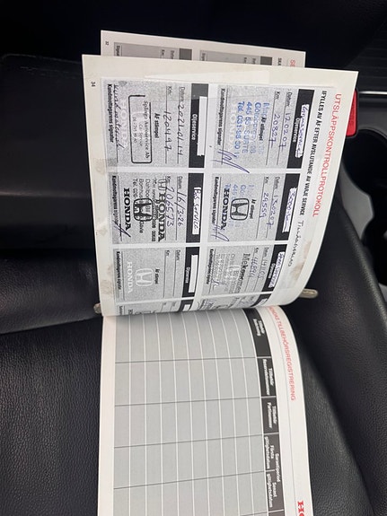 Honda CR-V 12 of 16